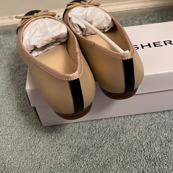 NWT Marc Fisher Ballet Flats - Picture 4 of 9